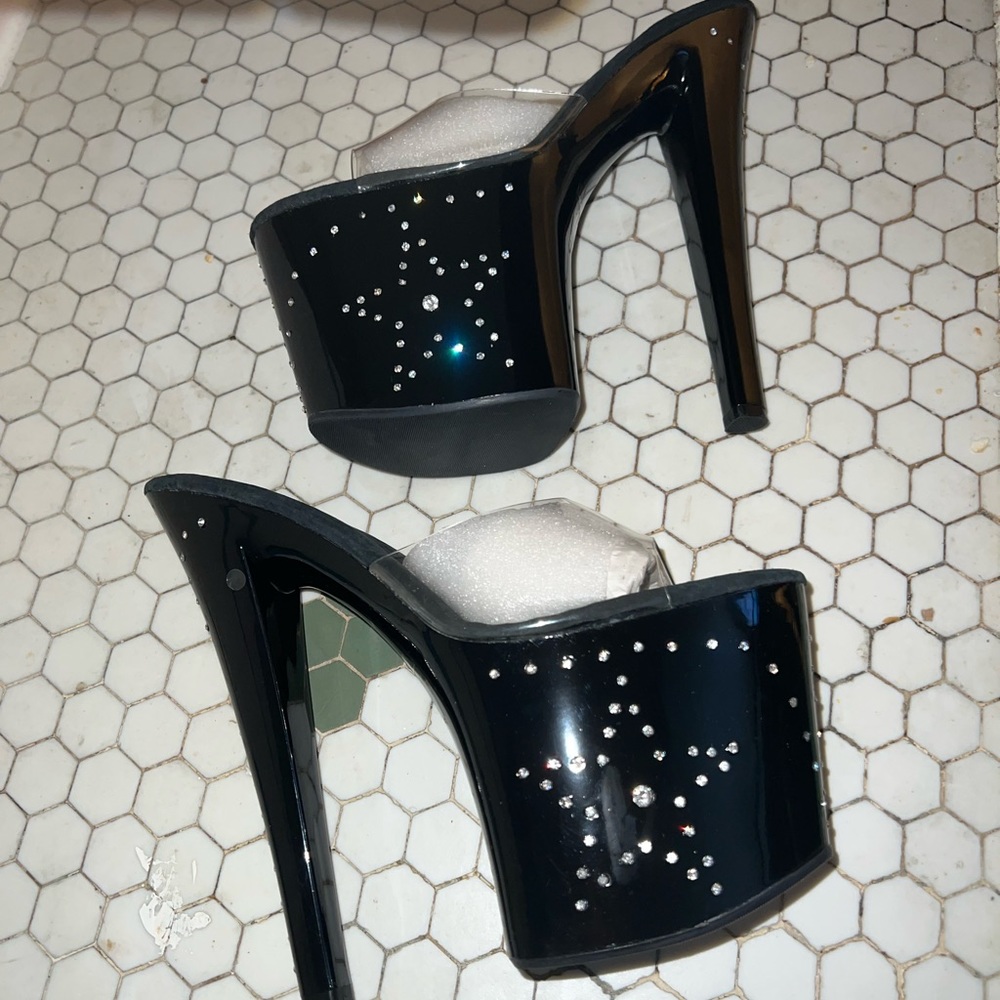 Ellie Heels